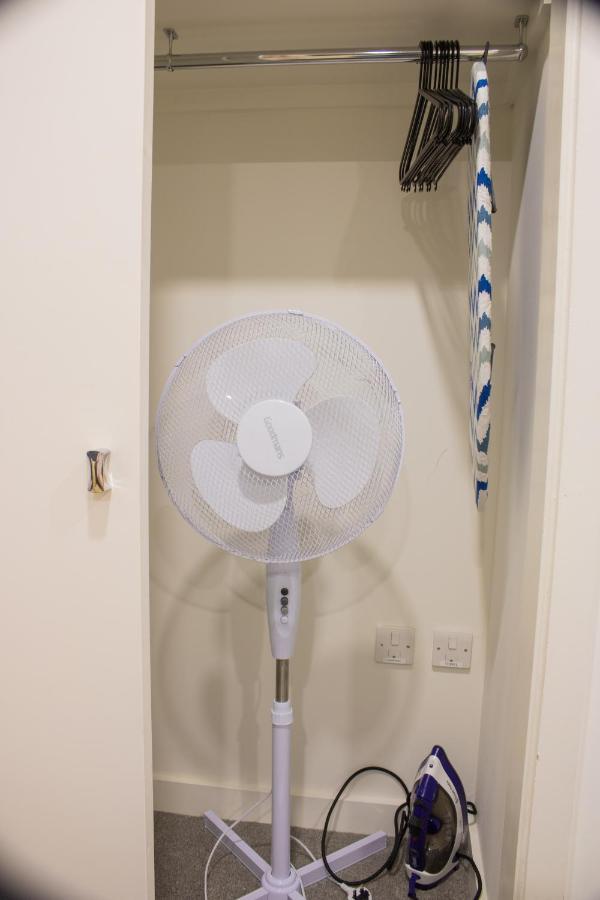 Virexxa Bedford Centre - Executive Suite - 2Bed Flat With Free Parking & Gym Bagian luar foto