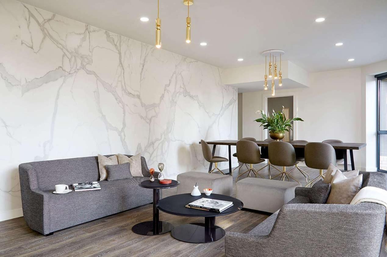 Virexxa Bedford Centre - Executive Suite - 2Bed Flat With Free Parking & Gym Bagian luar foto